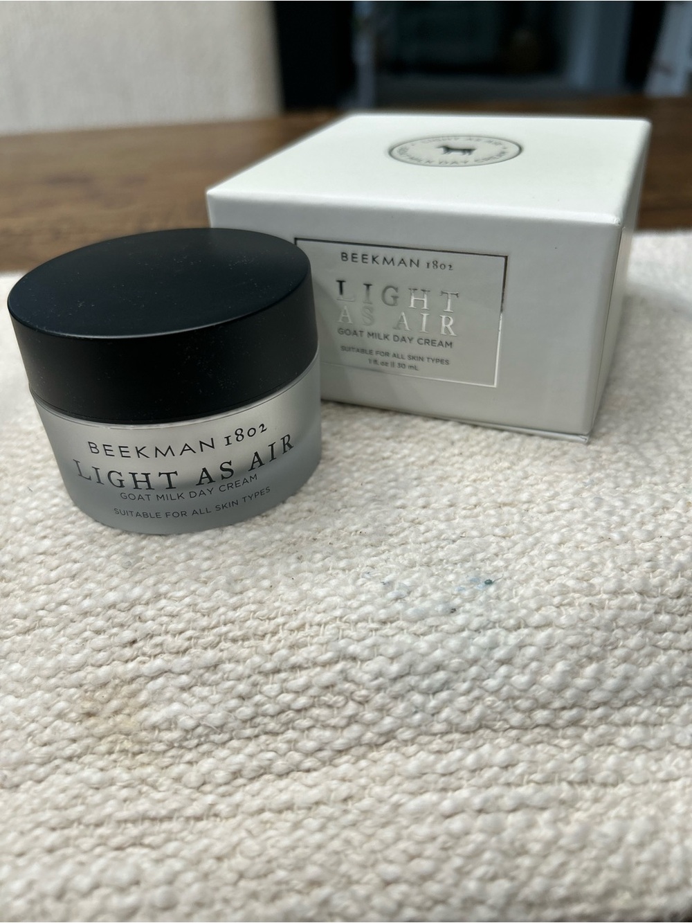 Beekman 1802 Light as Air Goat Milk Day Cream - Black & White 1oz